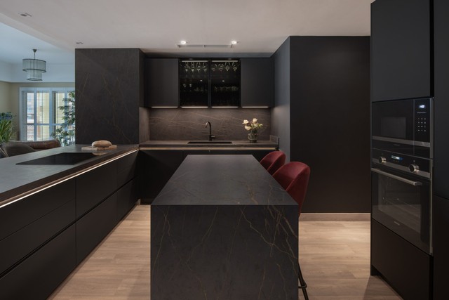 Dark Modern Kitchen Dubai Marina.